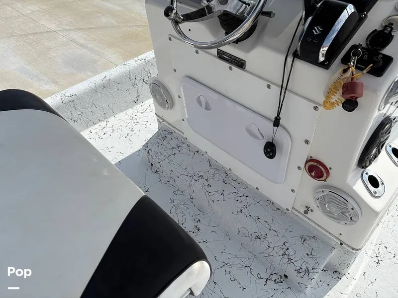 Slide: The Image of Glove Box - 15830454