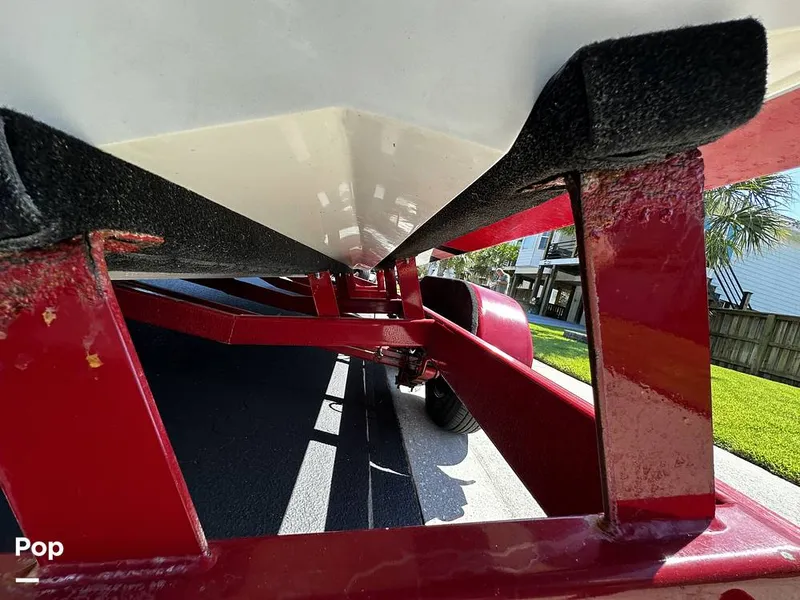 Slide: The Image of Commander 26 Signature 2000 - 15882876