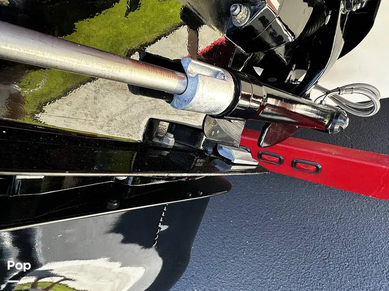 Slide: The Image of Commander 26 Signature 2000 - 15882898