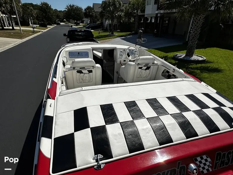 Slide: The Image of Commander 26 Signature 2000 - 15882900