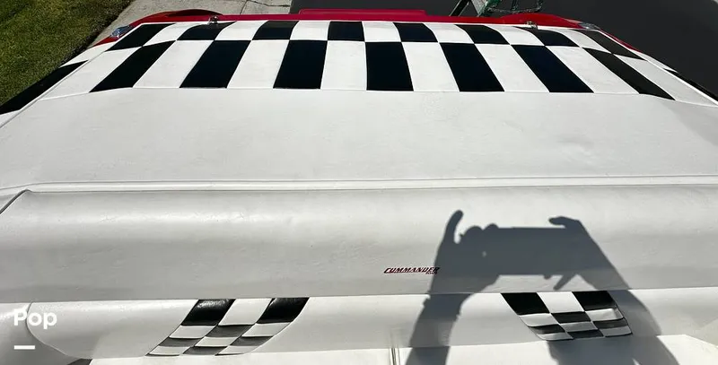 Slide: The Image of Commander 26 Signature 2000 - 15882903