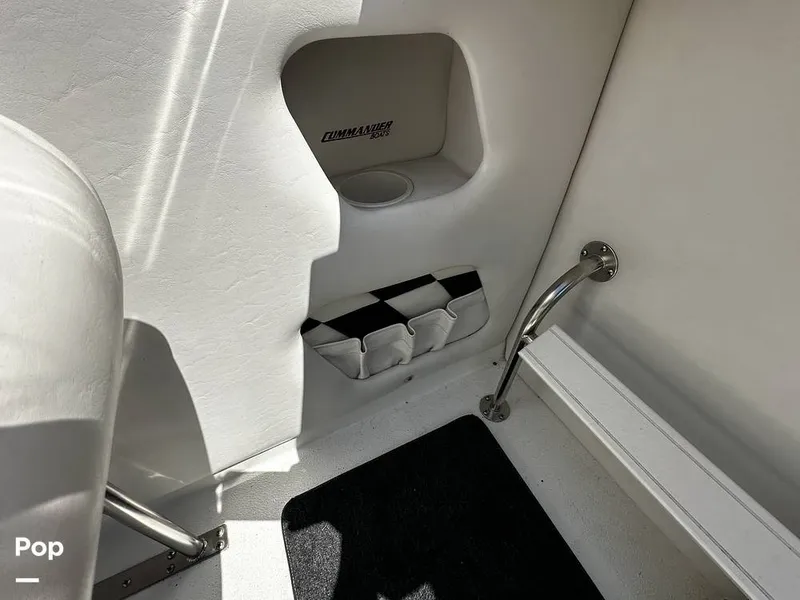 Slide: The Image of Commander 26 Signature 2000 - 15882911