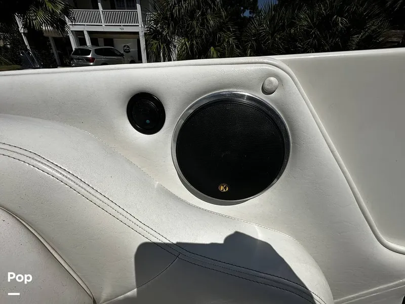 Slide: The Image of Commander 26 Signature 2000 - 15882912