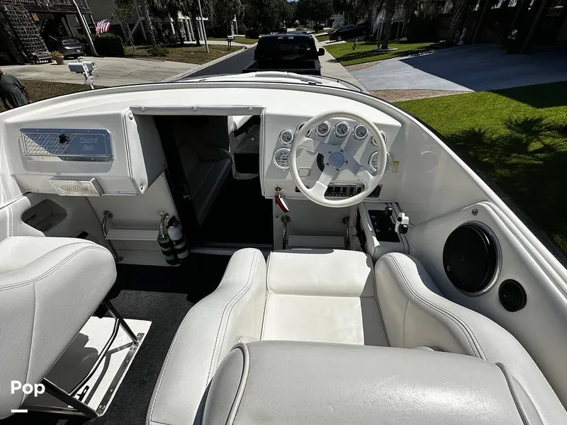 Slide: The Image of Commander 26 Signature 2000 - 15882916