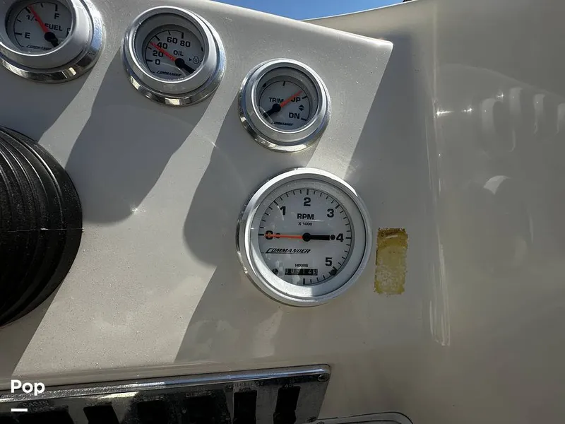 Slide: The Image of Commander 26 Signature 2000 - 15882921