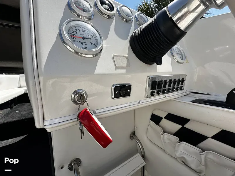 Slide: The Image of Commander 26 Signature 2000 - 15882924