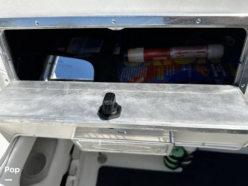 Slide: The Image of Commander 26 Signature 2000 - 15882948