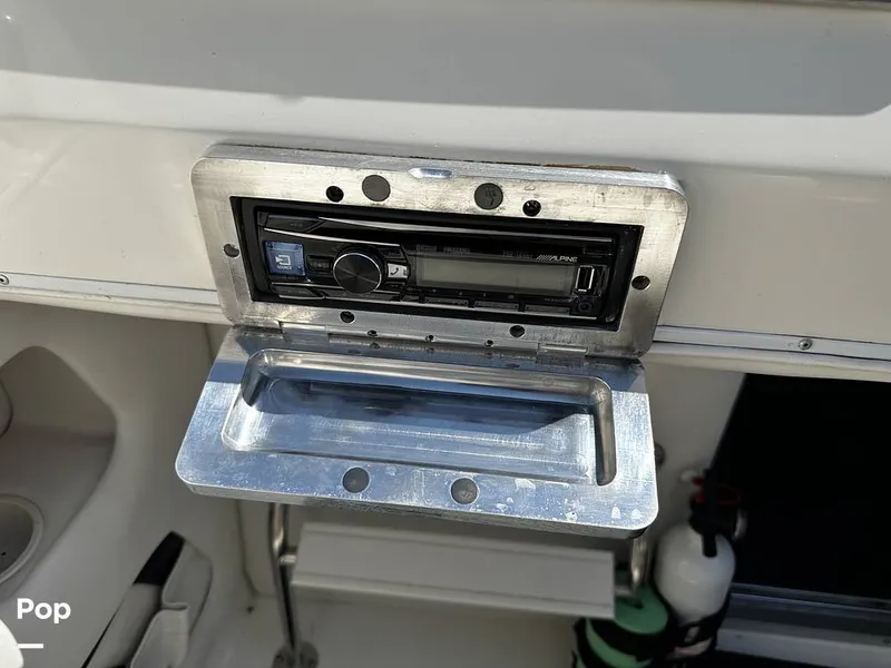 Slide: The Image of Commander 26 Signature 2000 - 15882949