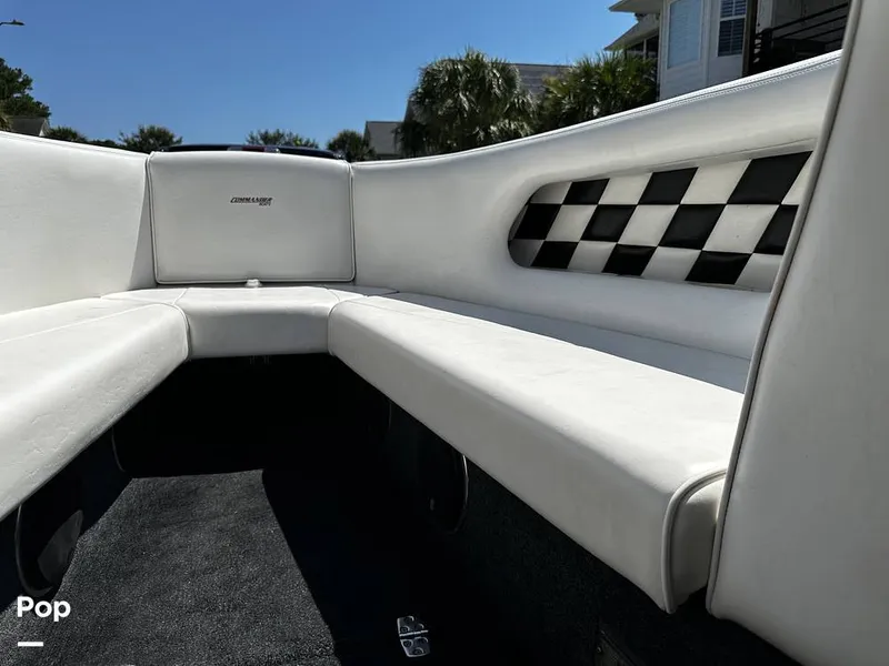 Slide: The Image of Commander 26 Signature 2000 - 15882959