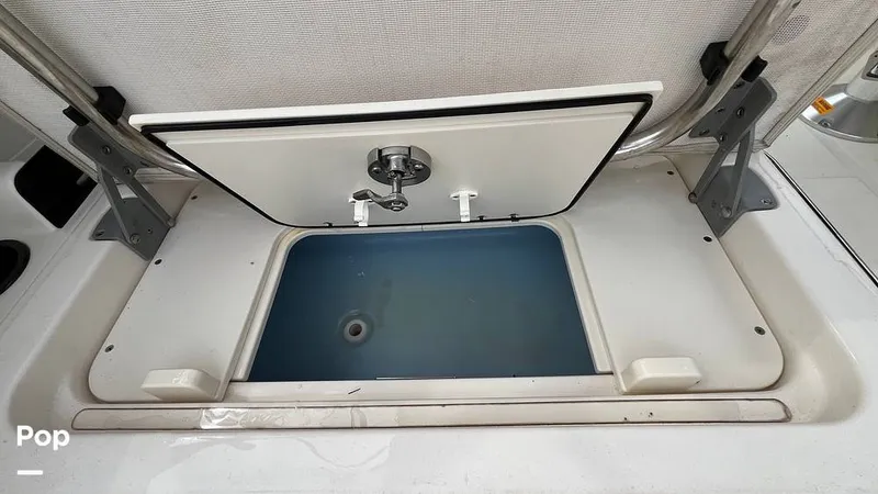 Slide: The Image of Boston Whaler 230 Vantage 2019 - 15825126