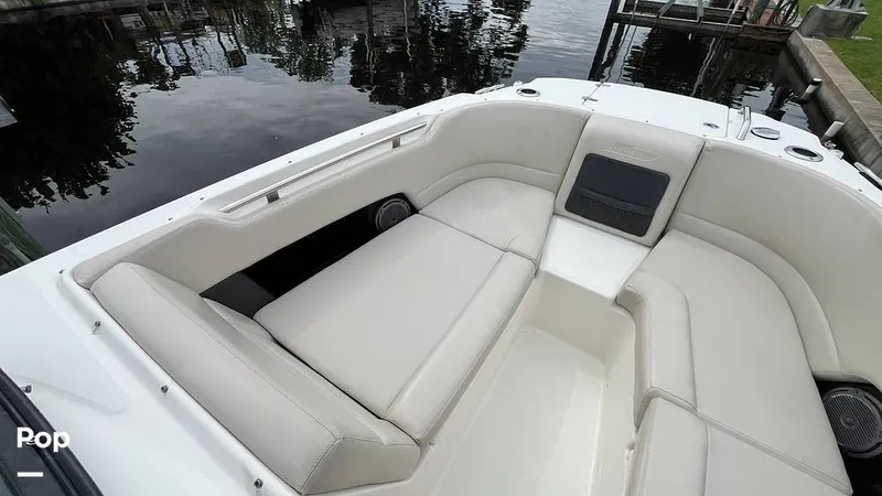 Slide: The Image of Boston Whaler 230 Vantage 2019 - 15825088