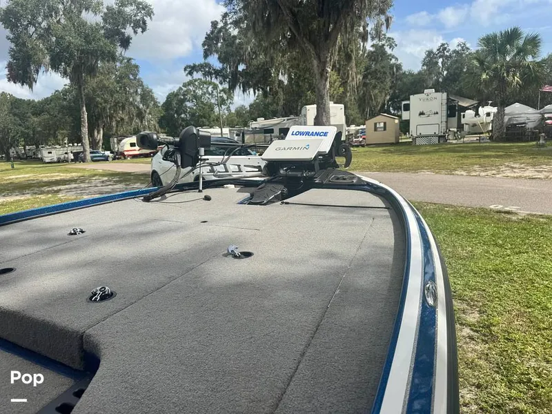 Slide: The Image of Nitro Z18 2021 - 15922933