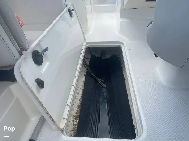 Slide: The Image of Sea Ray 210 SPX 2022 - 15794192