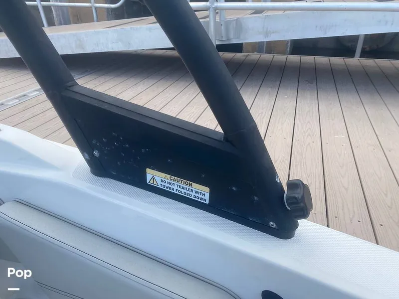 Slide: The Image of Sea Ray 210 SPX 2022 - 15794193