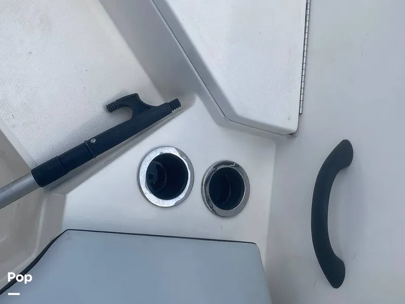 Slide: The Image of Sea Ray 210 SPX 2022 - 15794196