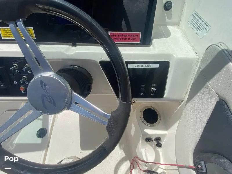 Slide: The Image of Sea Ray 210 SPX 2022 - 15794202