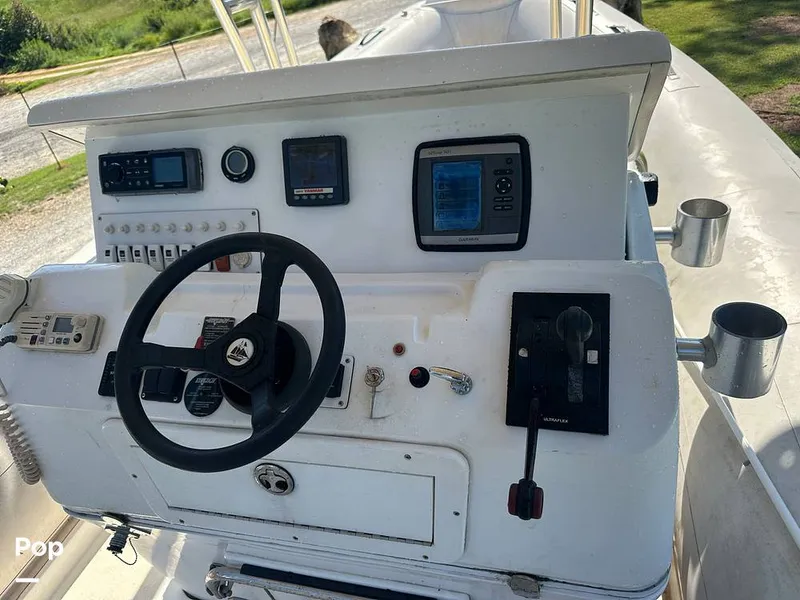 Slide: The Image of Nautica 18.6' Wide Body 2010 - 15843322