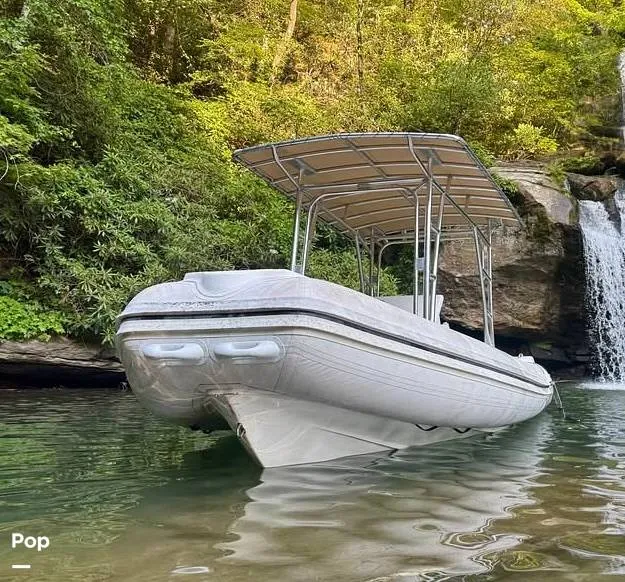 Slide: The Image of Nautica 18.6' Wide Body 2010 - 15794292