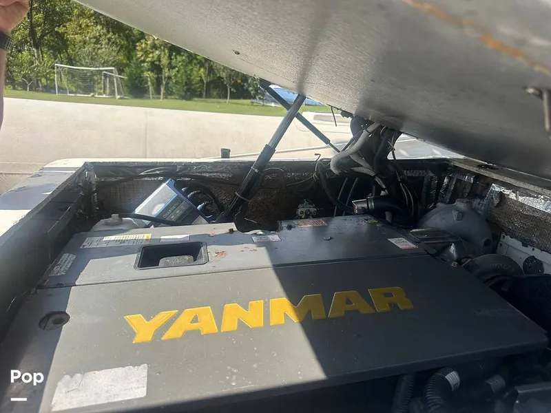 Slide: The Image of Nautica 18.6' Wide Body 2010 - 15843350