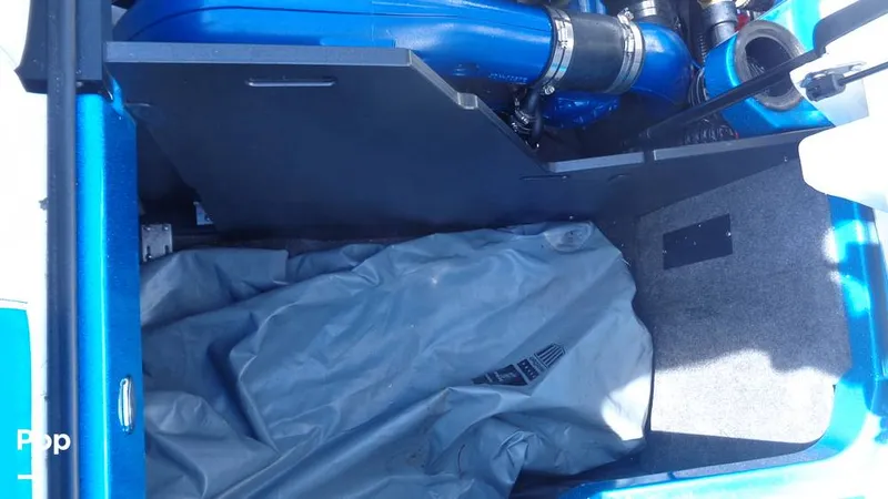 Slide: The Image of Mastercraft X22 2021 - 15801444