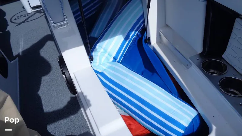 Slide: The Image of Mastercraft X22 2021 - 15801470