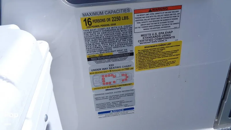 Slide: The Image of Mastercraft X22 2021 - 15801492