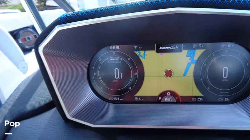 Slide: The Image of Mastercraft X22 2021 - 15801499