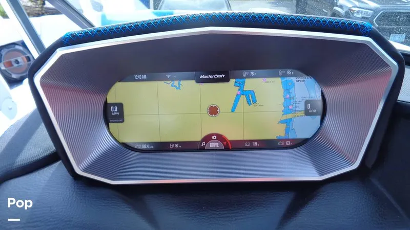 Slide: The Image of Mastercraft X22 2021 - 15801500