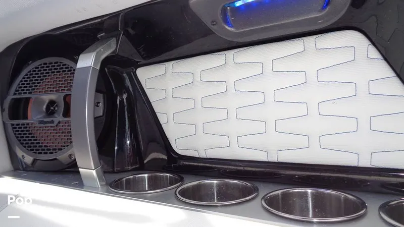 Slide: The Image of Mastercraft X22 2021 - 15801505