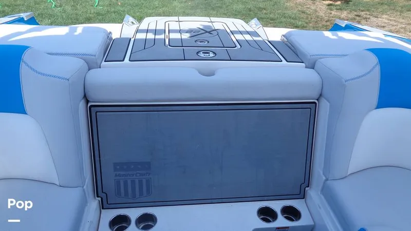 Slide: The Image of Mastercraft X22 2021 - 15801510