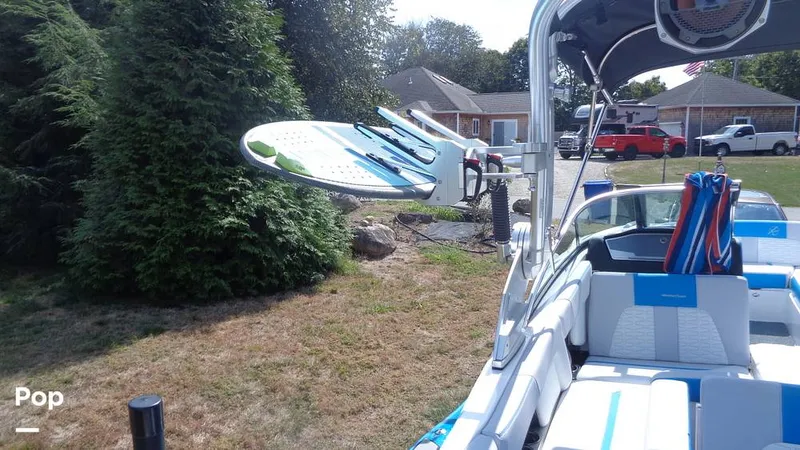 Slide: The Image of Mastercraft X22 2021 - 15801514