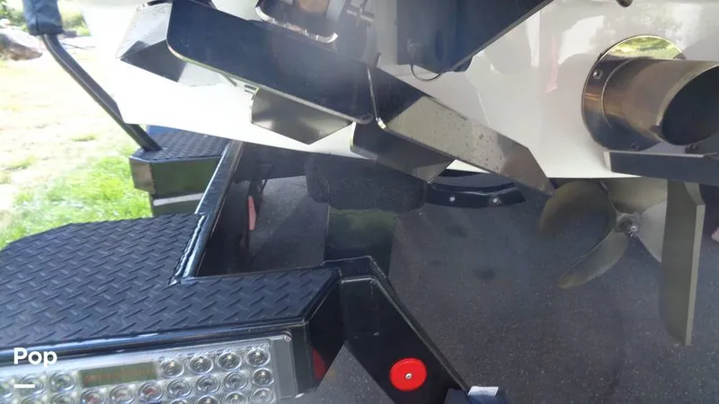 Slide: The Image of Mastercraft X22 2021 - 15801525