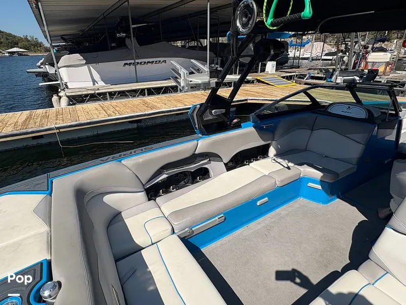 Slide: The Image of Stern Passenger Seating With Storage - 15945752