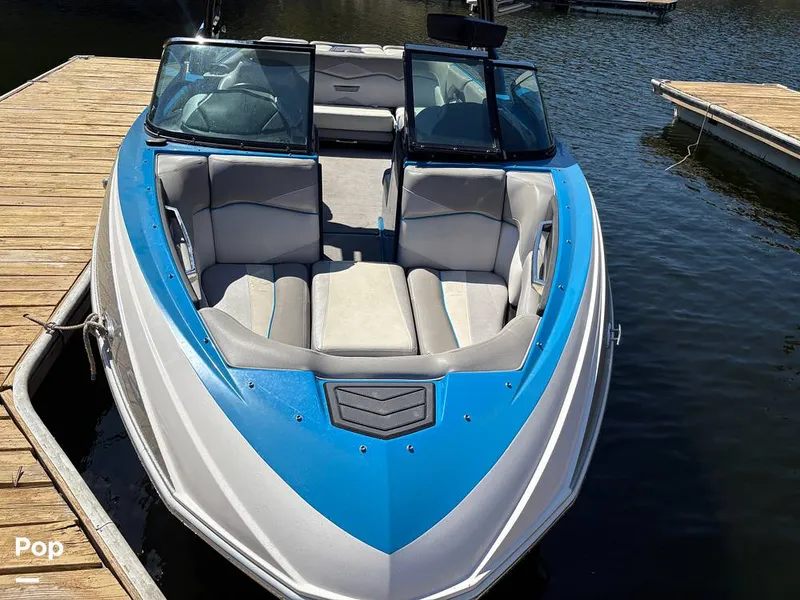 Slide: The Image of Bow Passenger Seating - 15945745