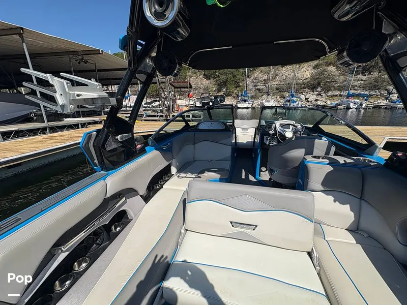 Slide: The Image of Stern Flip Up Lounge - 15945906