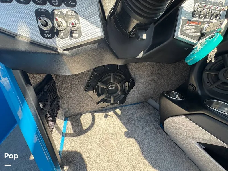 Slide: The Image of Helm - 15945916