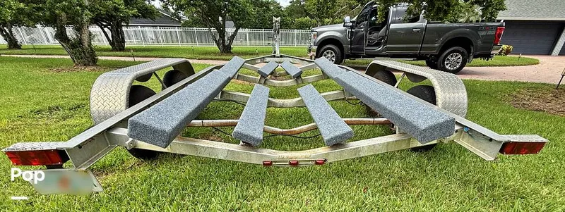 Slide: The Image of New wooden bunks - 15928855