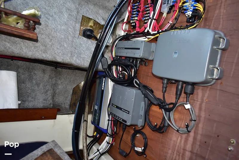 Slide: The Image of Grady-White 240 Offshore 1980 - 15847117