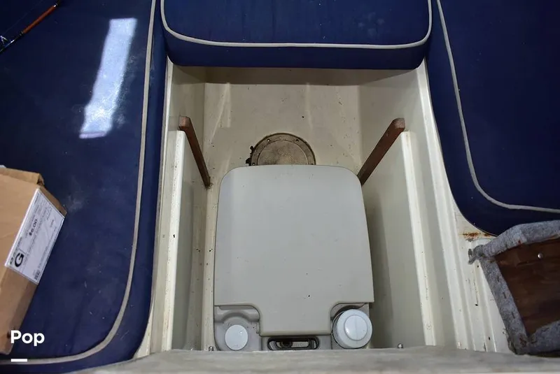 Slide: The Image of Grady-White 240 Offshore 1980 - 15847119