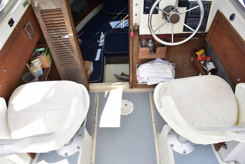 Slide: The Image of Grady-White 240 Offshore 1980 - 15847120