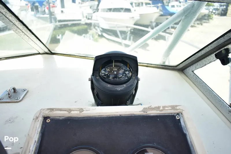 Slide: The Image of Grady-White 240 Offshore 1980 - 15847123