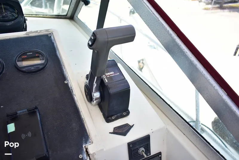 Slide: The Image of Grady-White 240 Offshore 1980 - 15847125