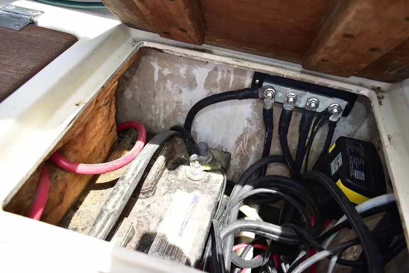 Slide: The Image of Grady-White 240 Offshore 1980 - 15847134