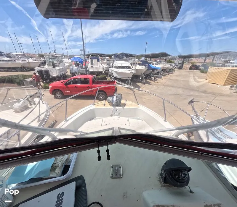 Slide: The Image of Grady-White 240 Offshore 1980 - 15847100