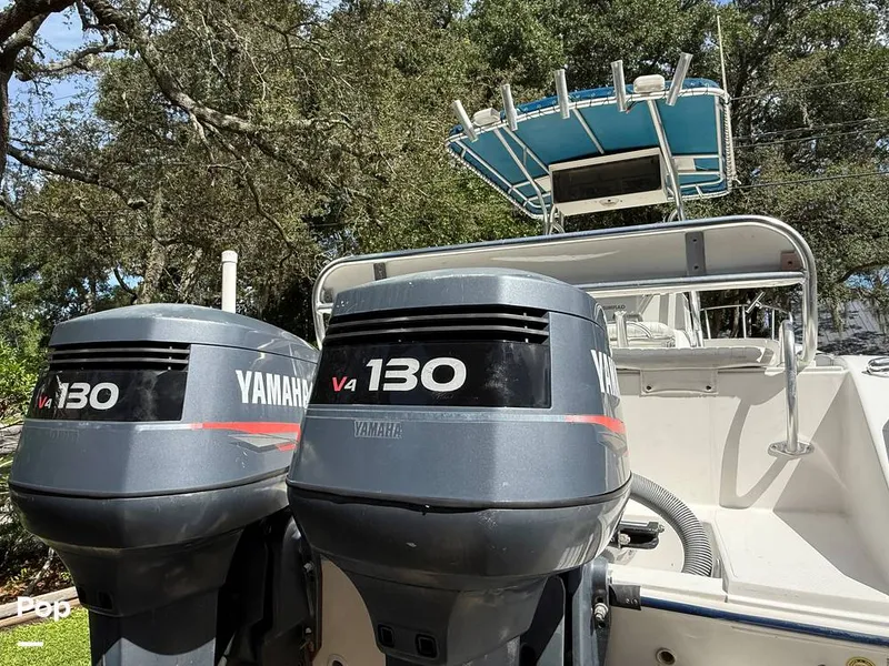 Slide: The Image of Twin Yamaha 130 HP V4 2-stroke Engines - 15831421