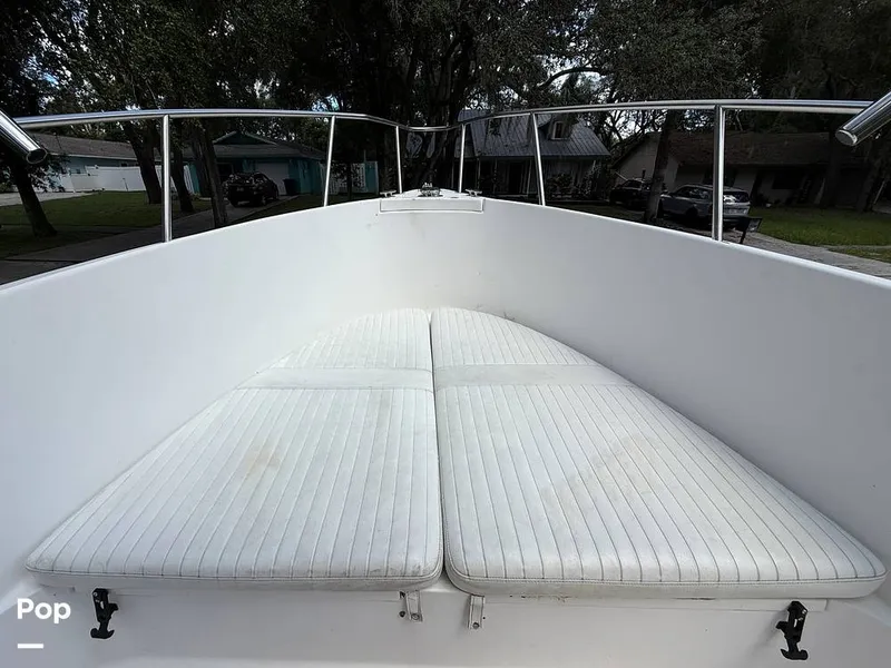 Slide: The Image of Bow Cushions - 15831425