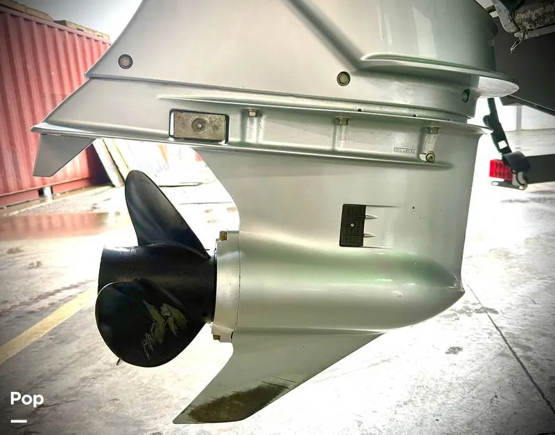 Slide: The Image of Defiance Admiral 220 EX 2022 - 15812236