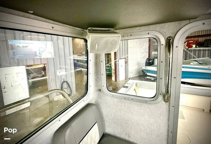 Slide: The Image of Defiance Admiral 220 EX 2022 - 16072495