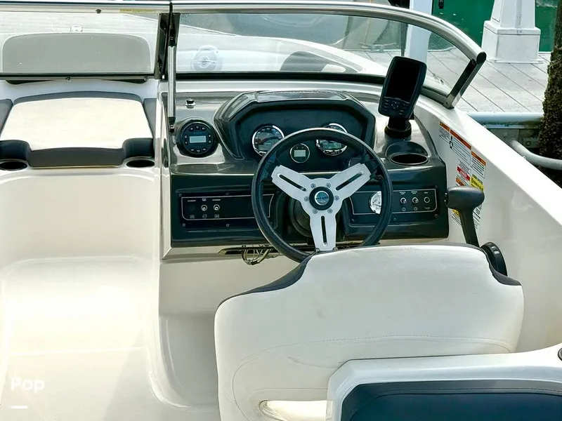 Slide: The Image of Bayliner VR6 OB 2021 - 15842399