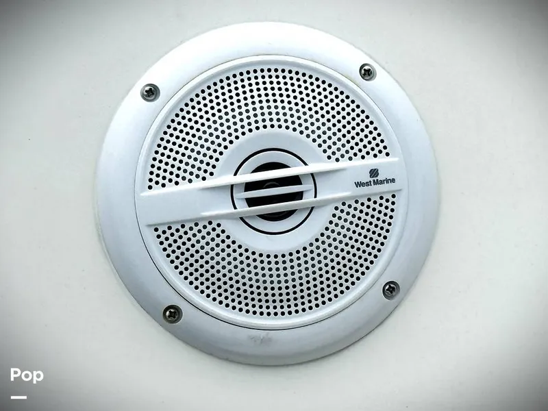 Slide: The Image of Bayliner VR6 OB 2021 - 15842430